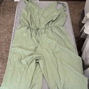SHEIN Light Green Button-Up Jumpsuit